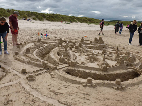 sandcastle / sculpture competition