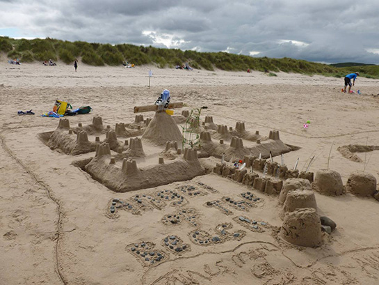 sandcastle / sculpture competition